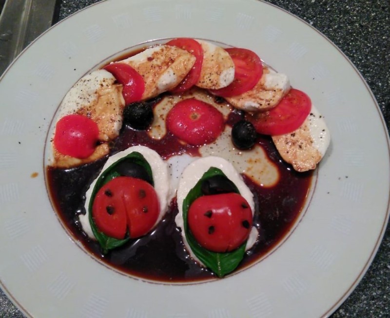 insalata caprese torretje 02.jpg